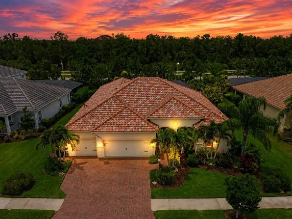 12642 Harney St, Venice, FL 34293
