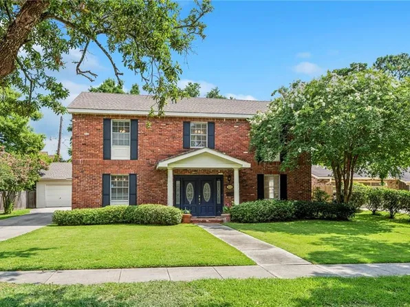 5430 Berkley Dr, New Orleans, LA 70131