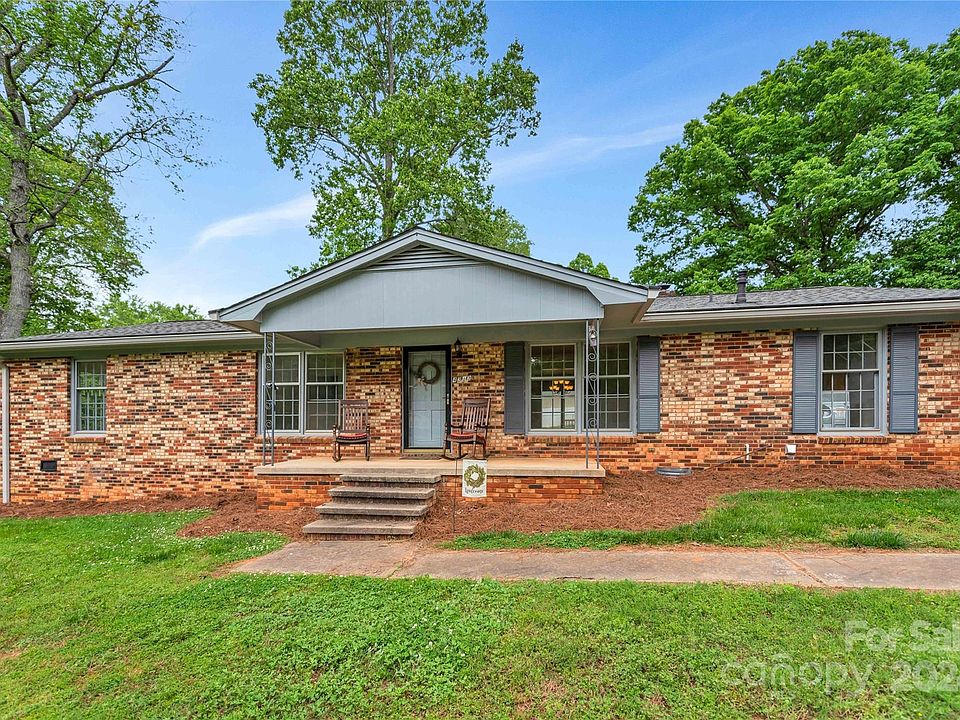 1st image of 4312 Knightwood Dr