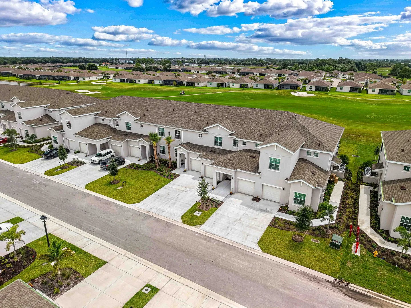 New Construction - 2/2 + Loft & 1 Car Garage In Ibis Landing! — Photo 4
