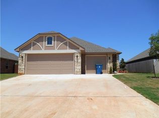 89 Bonaire Dr, Edmond, OK 73013