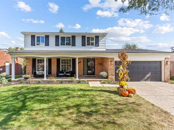 15524 Golfview St, Livonia, MI 48154