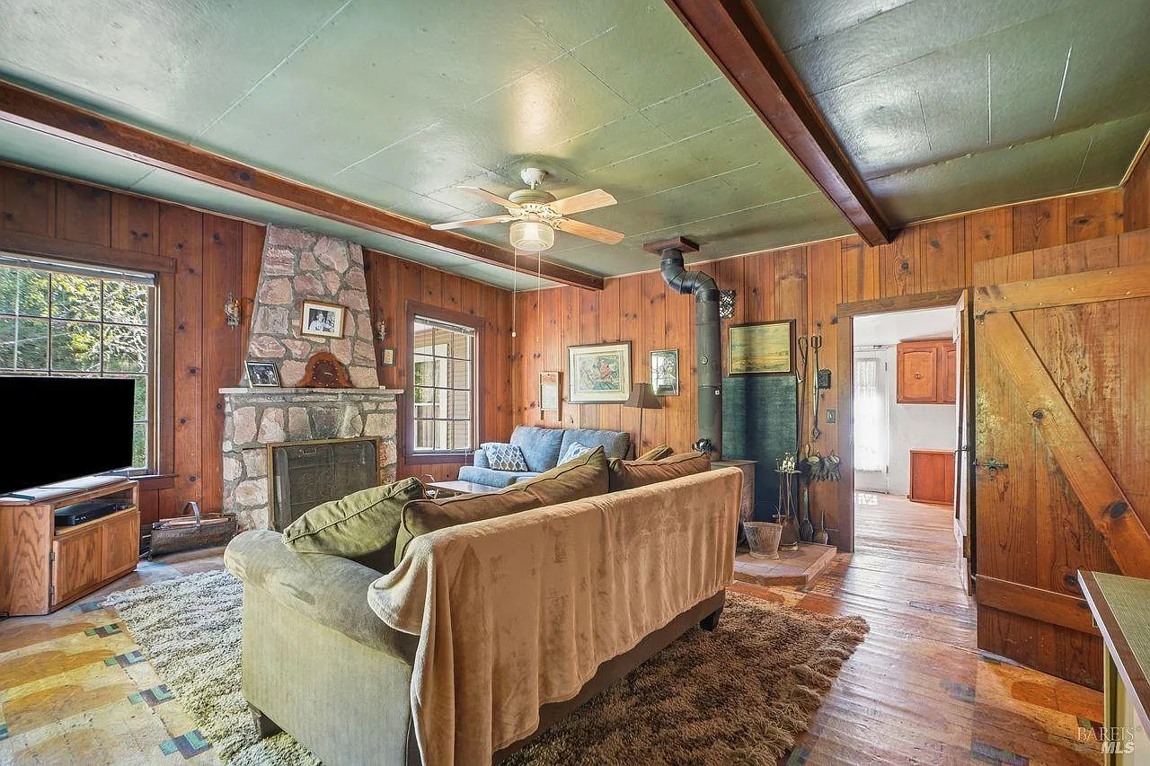 886 Montgomery Road - Photo 12
