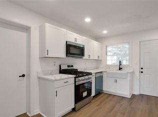 2326 Mark Trl, Decatur, GA 30032