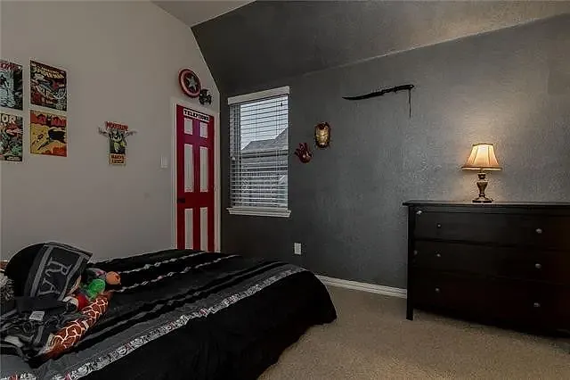 14613 Roselawn Ln — Photo 24