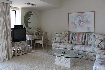 5th image of 527 N Boardwalk Unit 820
