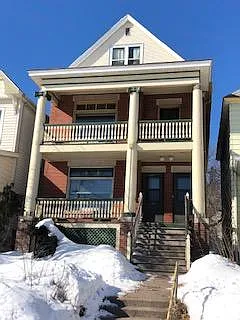 1011 E 5th St #A — Photo 1