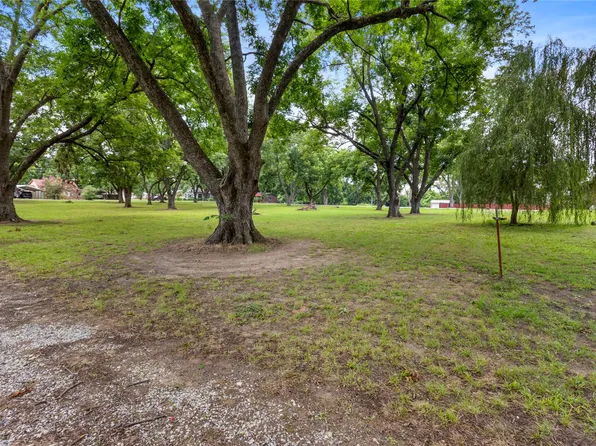 11 Orchard St, Eufaula, OK 74432