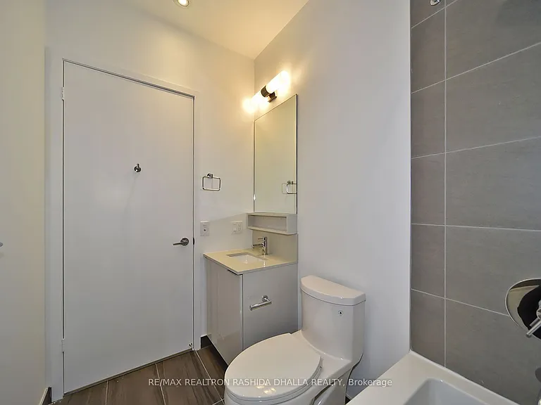 5 Buttermill Ave #5312 — Photo 11