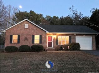 4928 Tumbling Creek Rd, Conover, NC 28613