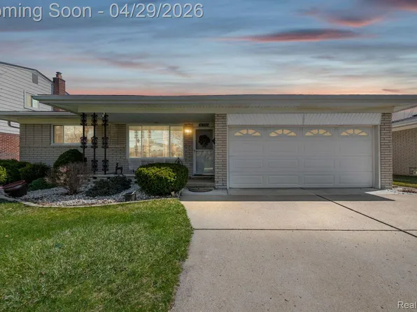 36338 Clifford Dr, Sterling Heights, MI 48312