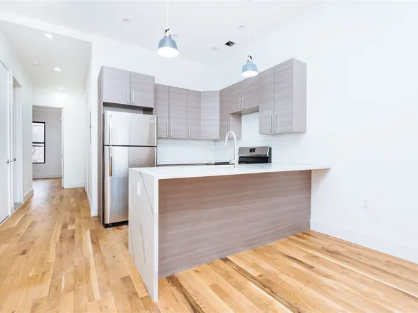 2685 Pitkin Ave, Brooklyn, NY 11208
