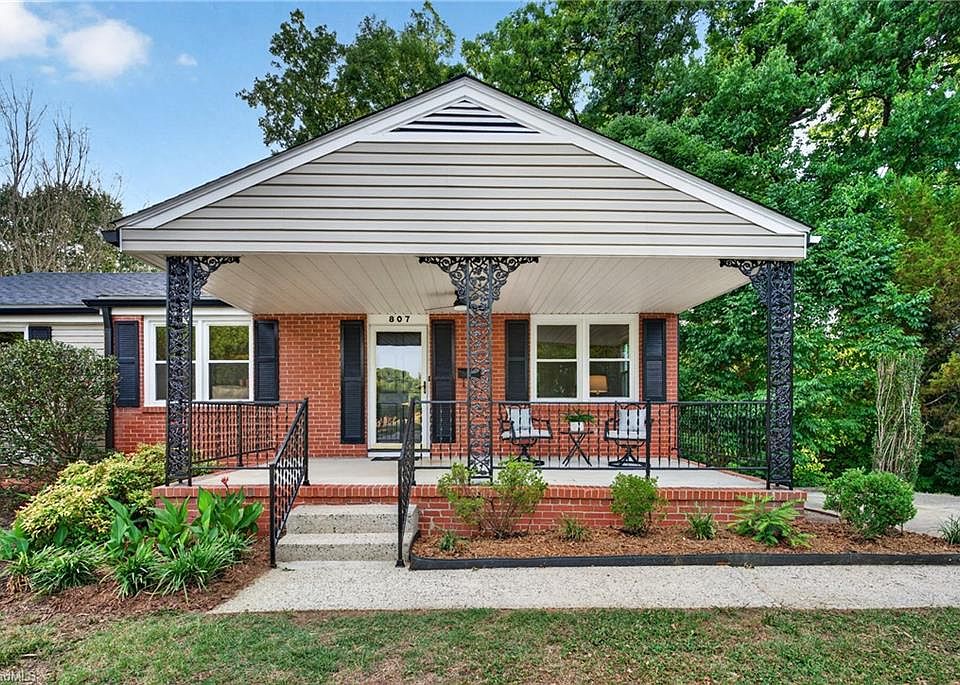 1st image of 807 N Elam Ave
