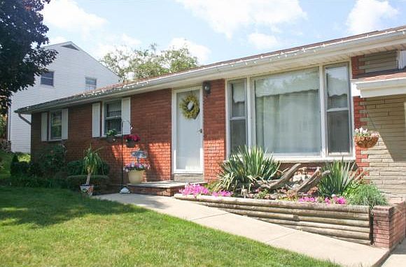 1st image of 24 Cooper Dr