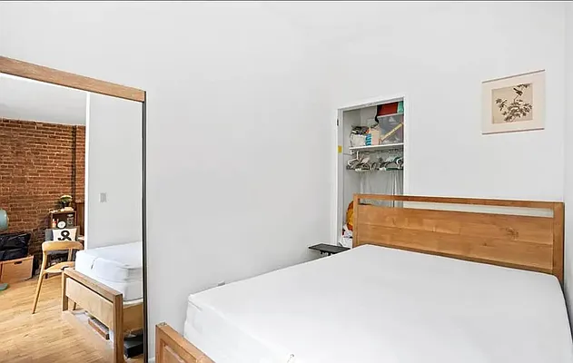 Rented by Douglas Elliman | media 11