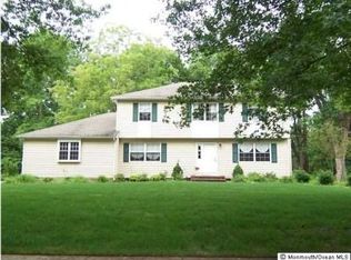 42 Melissa Ln, Red Bank, NJ 07701