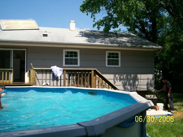 231 Parkholme Cir, Reisterstown, MD 21136