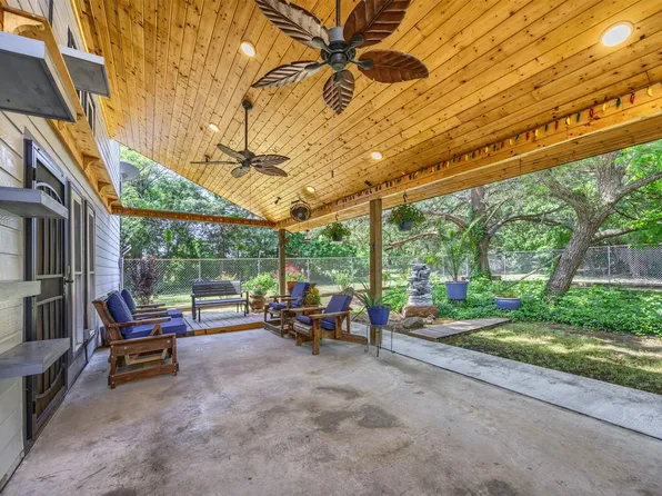 881 Wild Rd, Van Alstyne, TX 75495