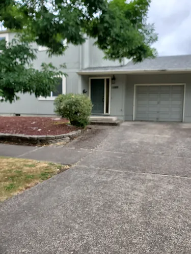 1089 Taylor St Photo 1