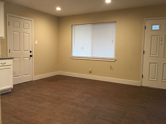 3rd image of 5040 50th Ave
