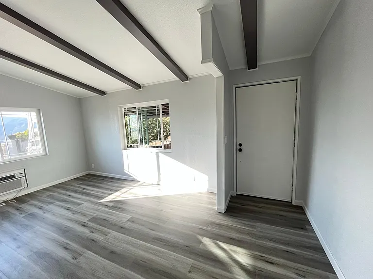 59835 Reynolds Way — Photo 22