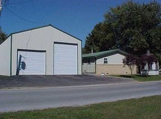 221 S Cordie St, Seymour, MO 65746