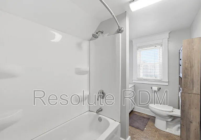 1622 Yandes St — Photo 13