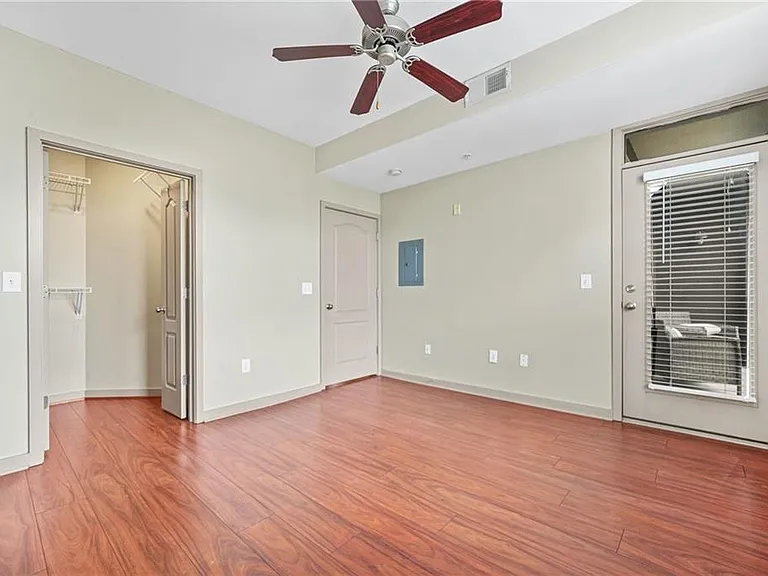 390 17th St NW #5037 — Photo 22
