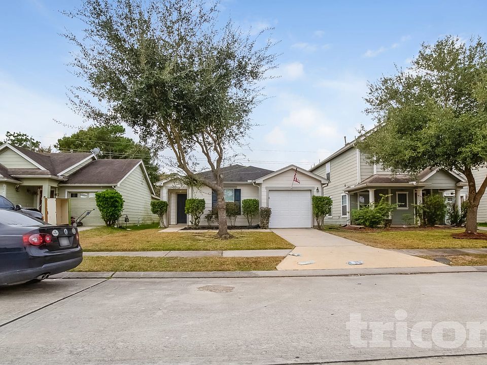 1st image of 20919 Gastonbury Ln