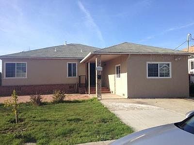 2nd image of 1333 Lillian Ave