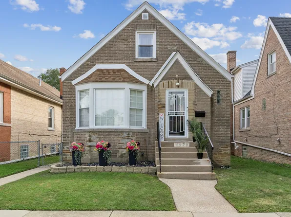 6973 W Nelson St, Chicago, IL 60634