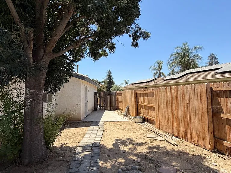 5800 Potenza Ln — Photo 55