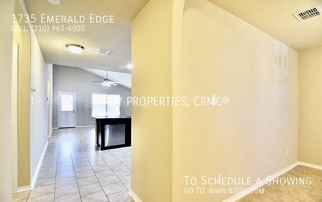 1735 Emerald Edge — Photo 8