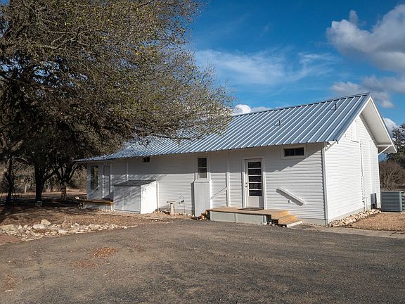 4th image of 290 Private Road 3821