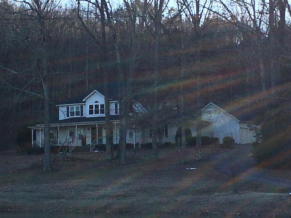 2nd image of 43 Cherry Wood Rd