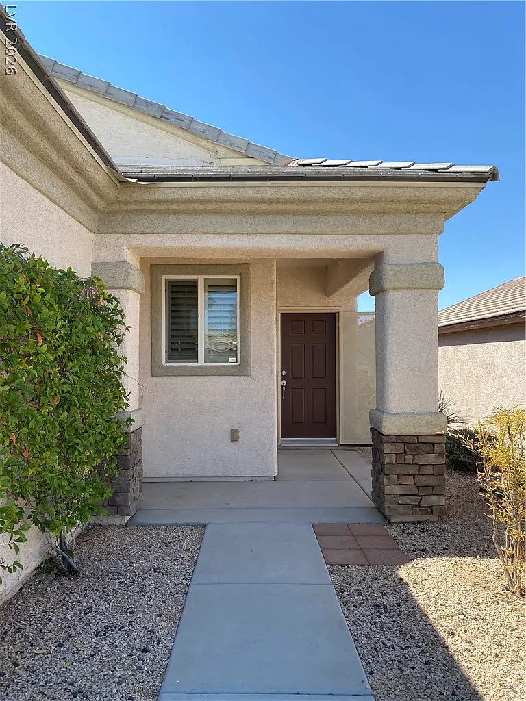 2 bed, 2.0 bath, 1142 sqft, $1,942 — Photo 3