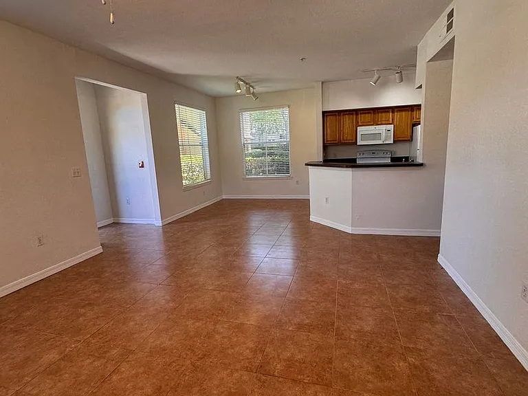 6025 Westgate Dr #2512 — Photo 8