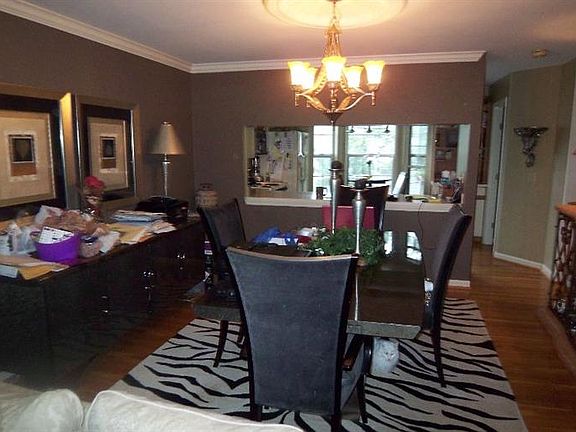4th image of 600 Delta Ave Unit 12