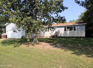 102 Thorson Ave, Watertown, SD 57235