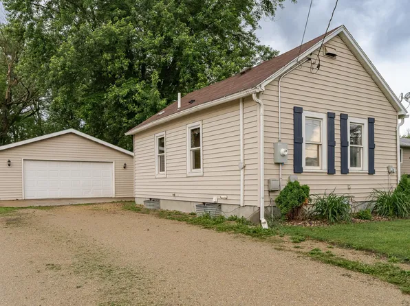 509 E Main St, Dodge Center, MN 55927