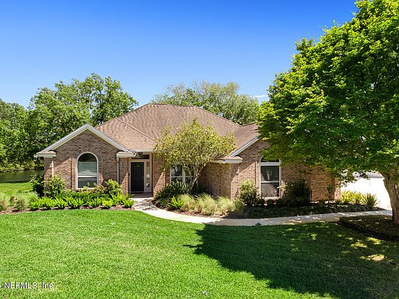 3rd image of 14230 SAYBROOK FALLS Court