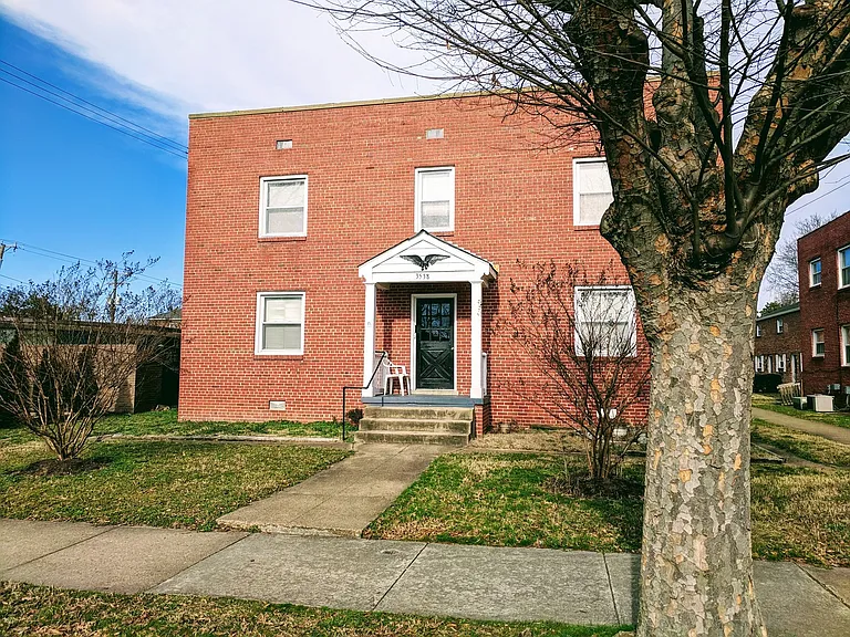 3538 Floyd Avenue — Photo 3