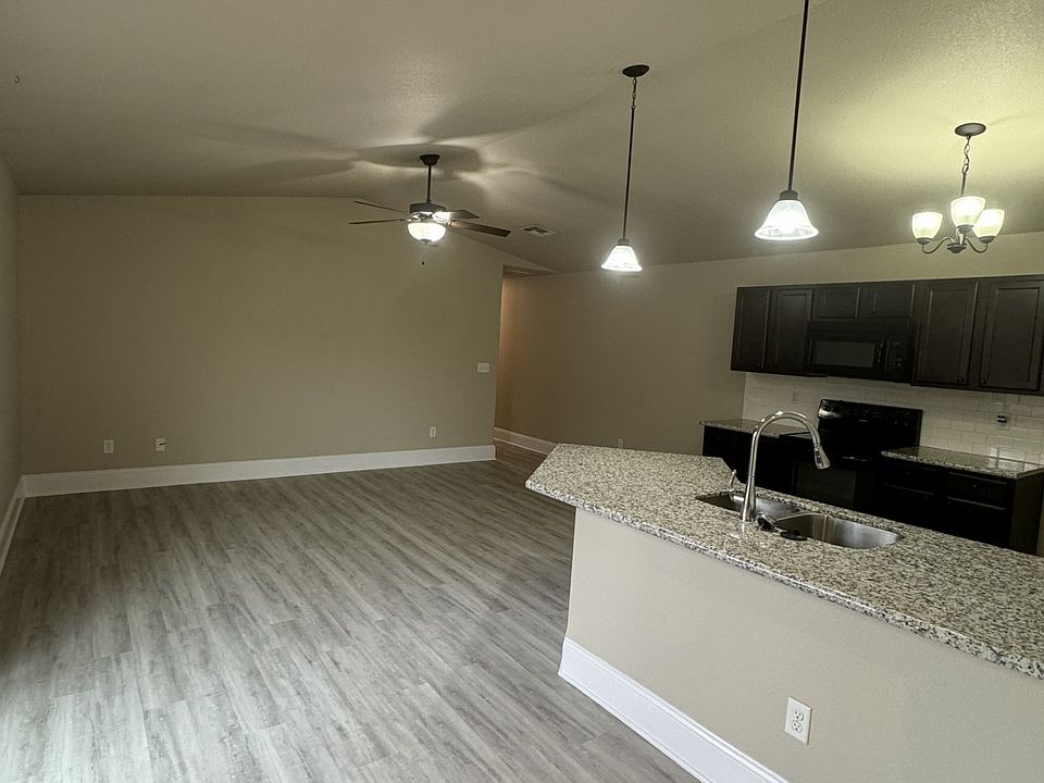 1st image of 321 N Pine St #100