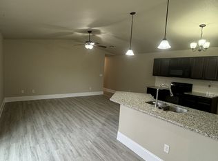 321 N Pine St #100, Goddard, KS 67052