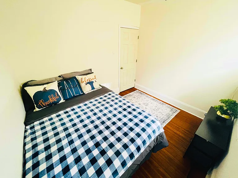 7845 Montgomery Ave #5 — Photo 10