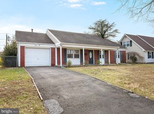 15 Enfield Ln, Willingboro, NJ