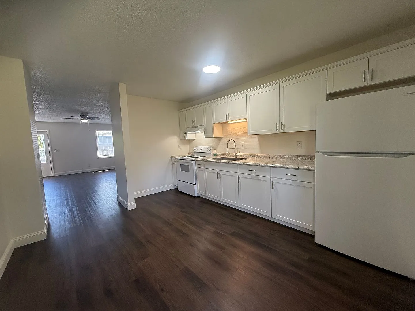1541 Southside Rd — Photo 2
