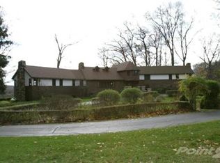 3676 E Snow Rd, Berrien Springs, MI 49103