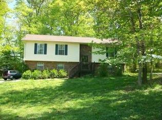 3014 Amanda Dr, Kodak, TN 37764