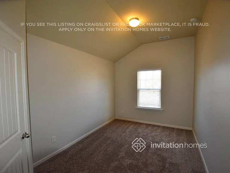 224 Sableshire Way — Photo 10